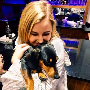 Meet your Posher, Briana